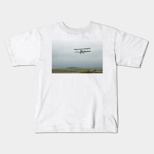 Vintage Tiger Moth aircraft on approach to land to a Norfolk airfield, UK Kids T-Shirt